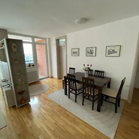 New Appartamento Belgrado